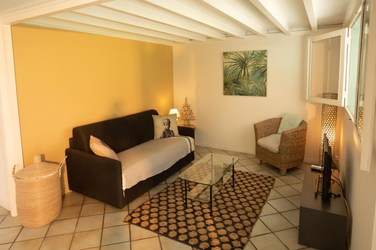 Jolie Case Creole, Lagon A Pied, Jardin Saint-Gilles-les-Bains Exterior photo